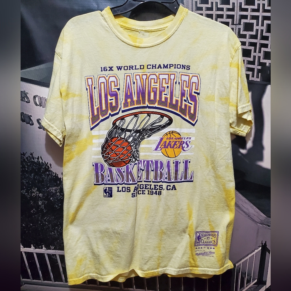 Mitchell & Ness Tie Dye Lakers Tee Large **